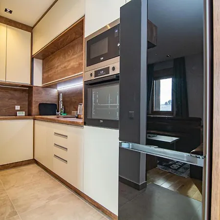 Djuric M45 Kalman Apartament *