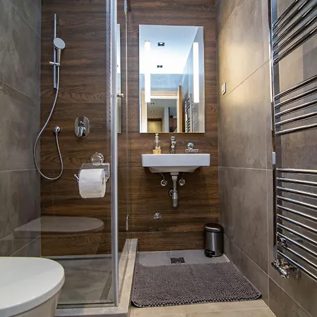 Djuric M45 Kalman Apartment
